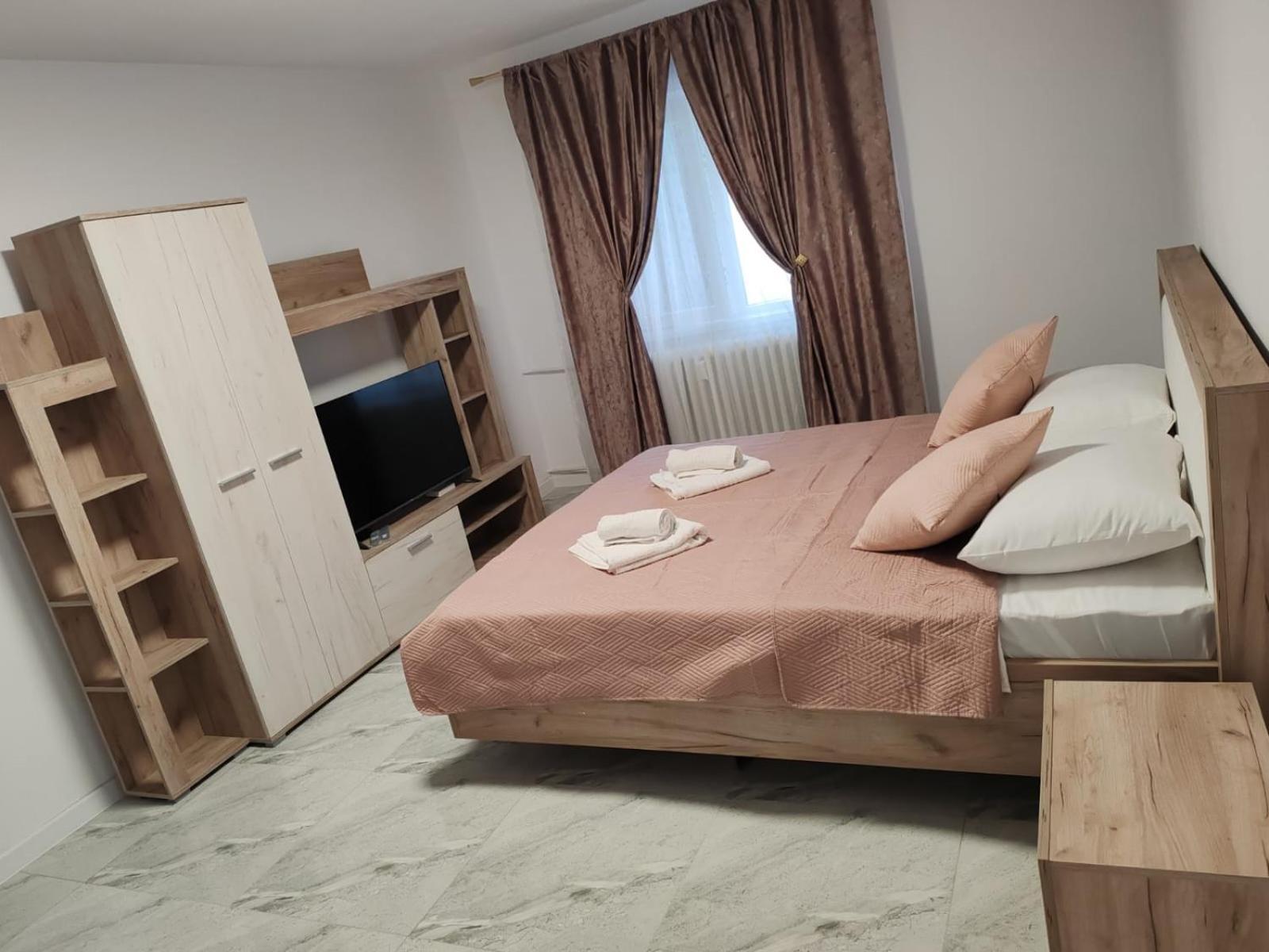 Garsoniera G3 Appartement Craiova Buitenkant foto
